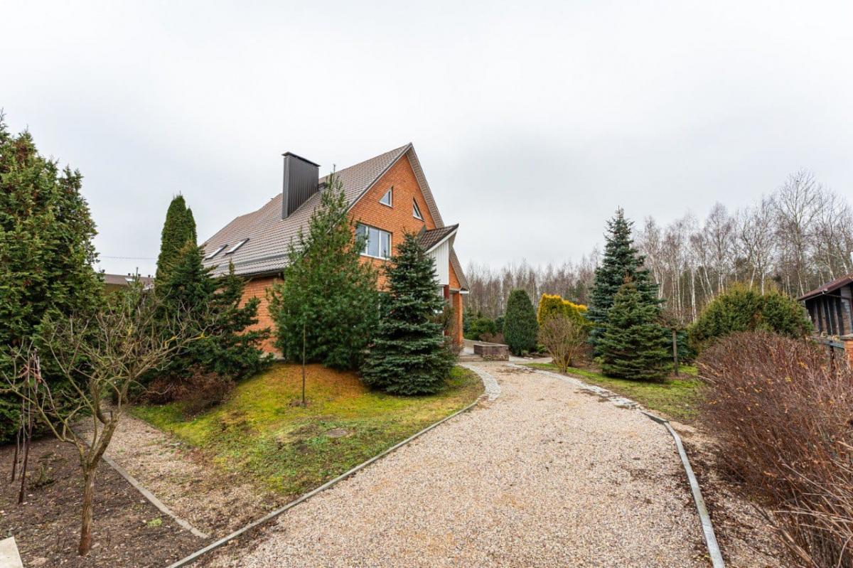 Сдам на сутки коттедж  в Минском районе в Боровлянах