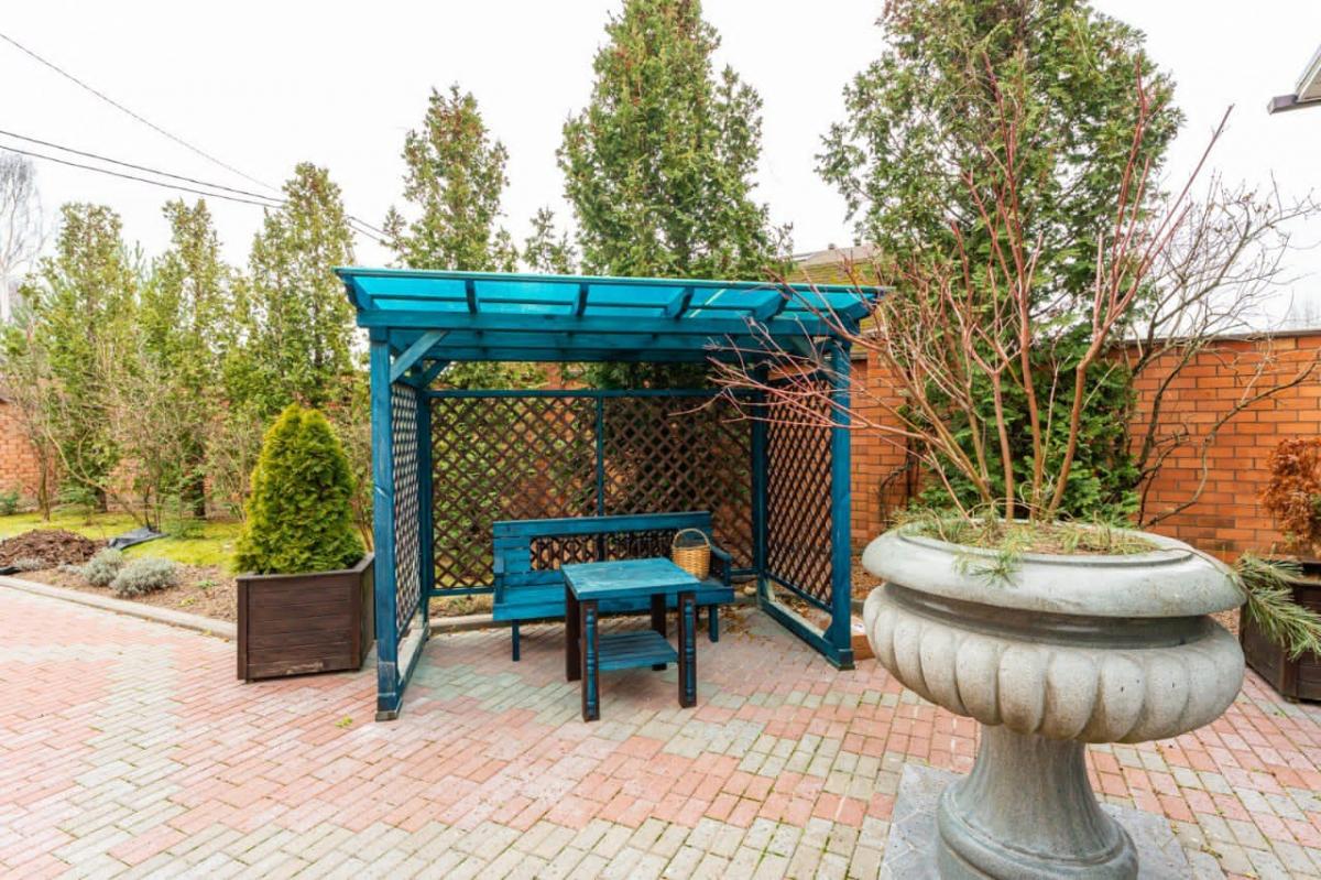 Сдам на сутки коттедж  в Минском районе в Боровлянах