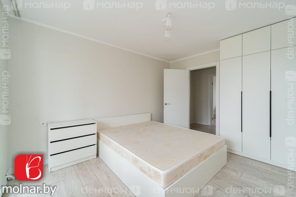 Продам 3-комнатную квартиру в Минске в Советском р-не, Зеленый луг, Восточная ул., 30/0