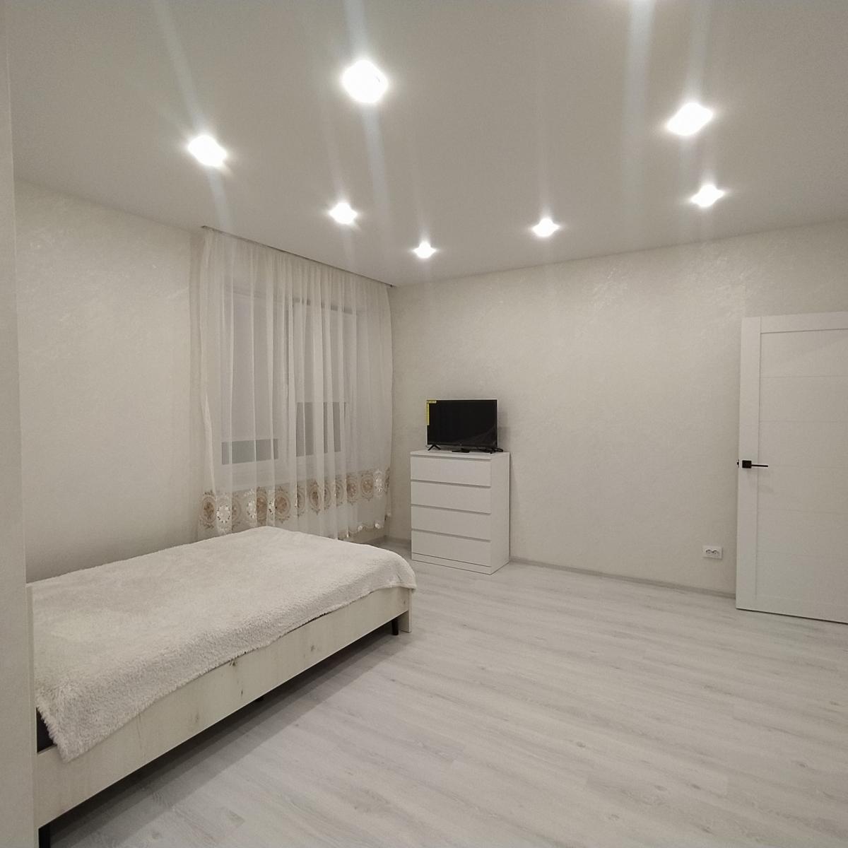 Сдается 1-комнатная квартира в Минске в Ленинском р-не, Лошица, Станислава Монюшко улица, 10