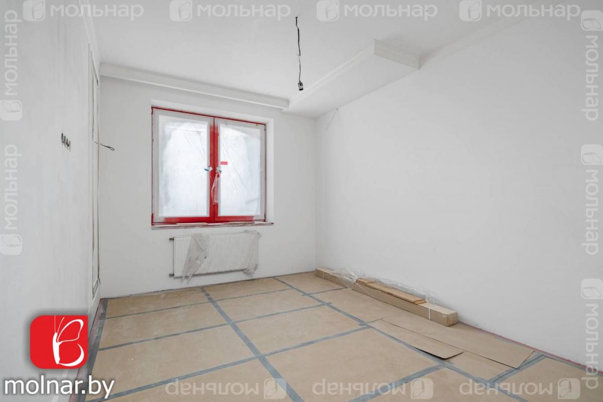 Продам 3-комнатную квартиру в Минске в Московском р-не, Малиновка, Дзержинского проспект, 94