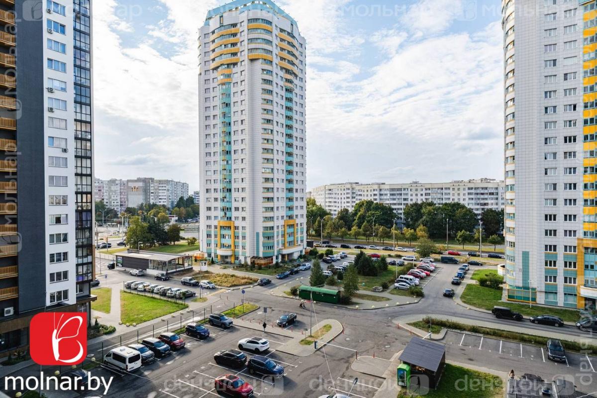 Продам 3-комнатную квартиру в Минске в Московском р-не, Малиновка, Дзержинского проспект, 94