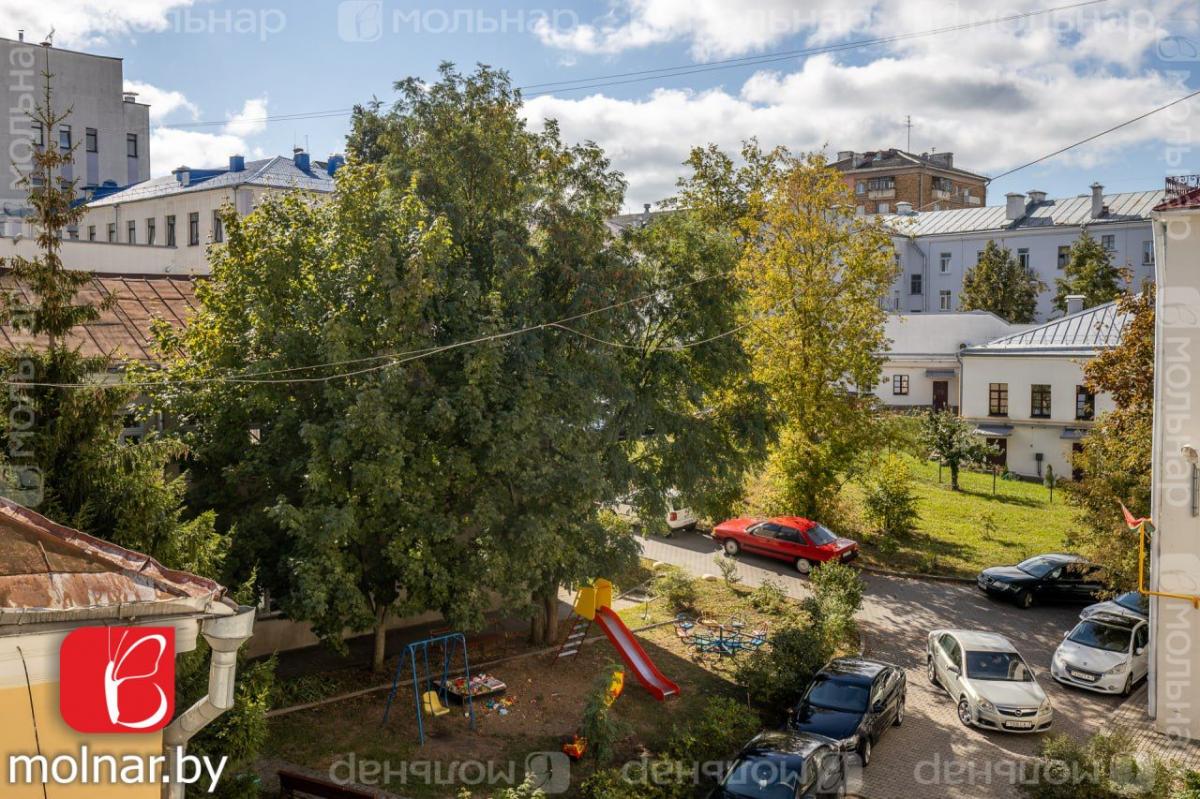 Продам 2-комнатную квартиру в Минске в Центральном р-не, Интернациональная ул., 14