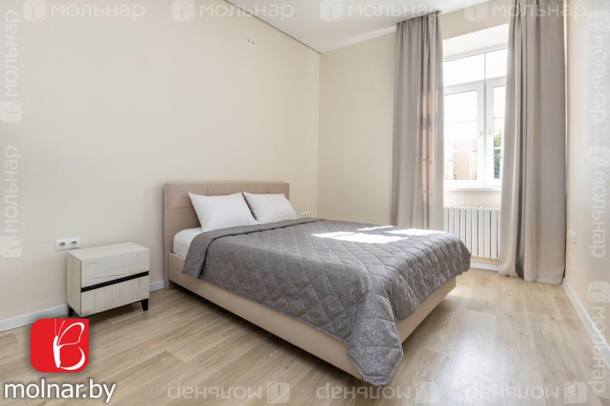 Продам 2-комнатную квартиру в Минске в Центральном р-не, Интернациональная ул., 14