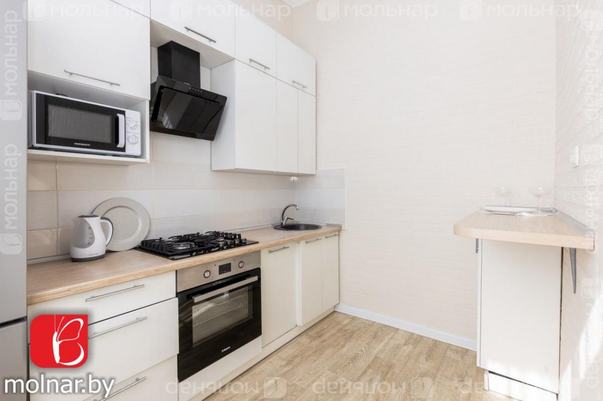 Продам 2-комнатную квартиру в Минске в Центральном р-не, Интернациональная ул., 14