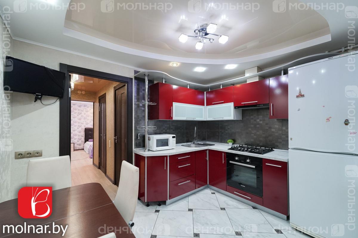 Продам 2-комнатную квартиру в Минске в Фрунзенском р-не, Неманская ул., 13