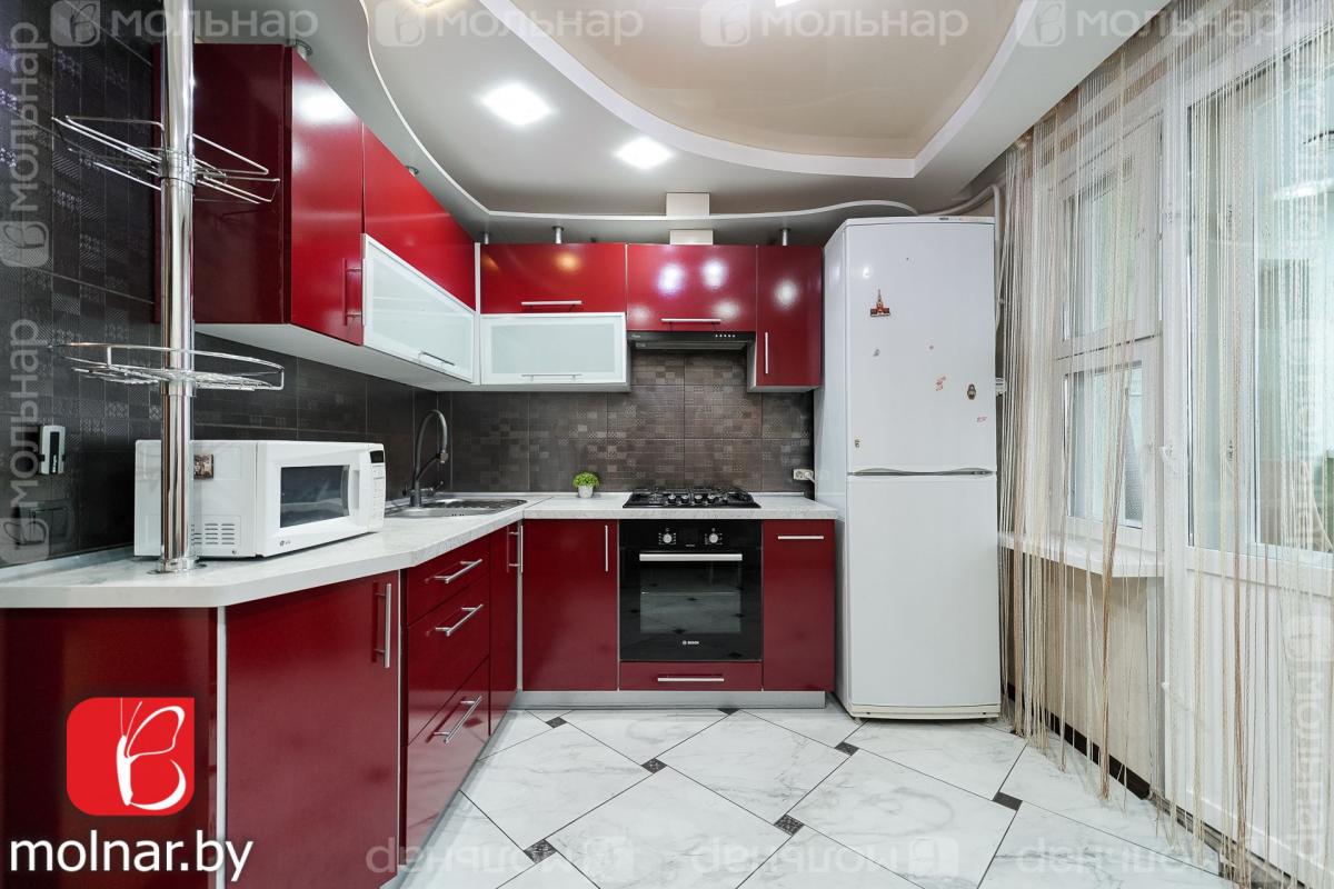 Продам 2-комнатную квартиру в Минске в Фрунзенском р-не, Неманская ул., 13