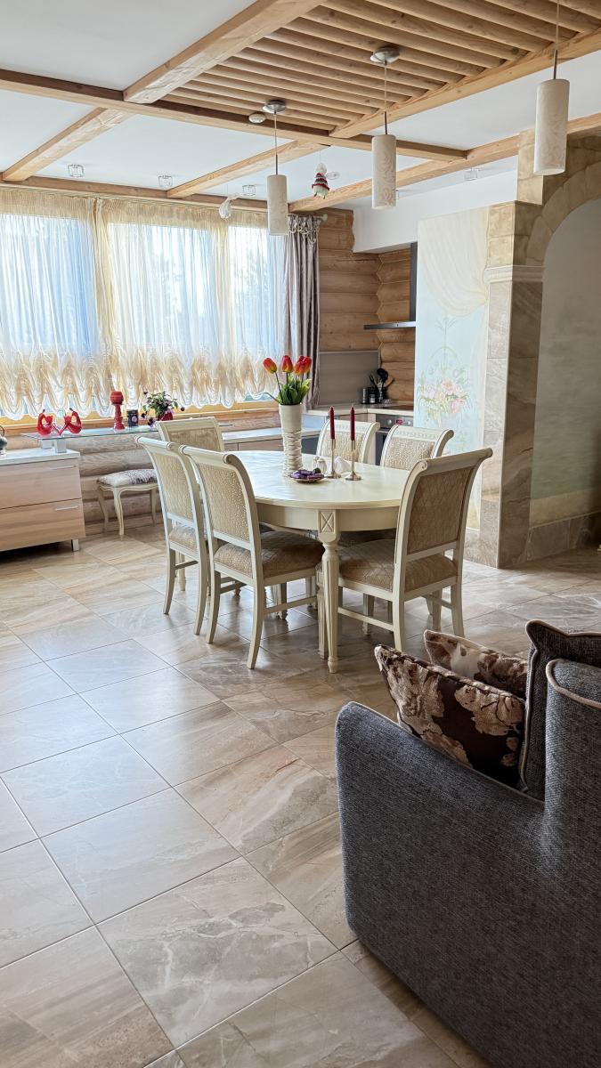 Сдам на сутки коттедж 