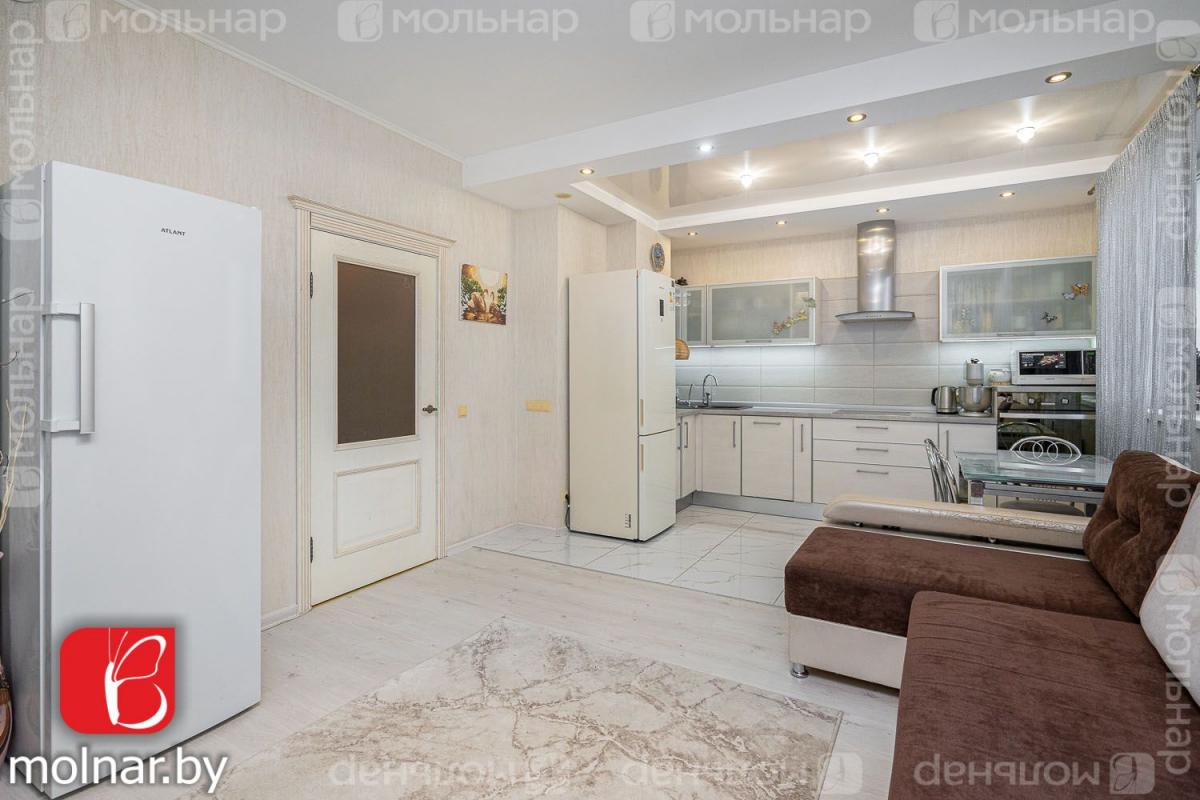 Продам 3-комнатную квартиру в Минске в Фрунзенском р-не, Каменная горка, Казимировская ул., 15