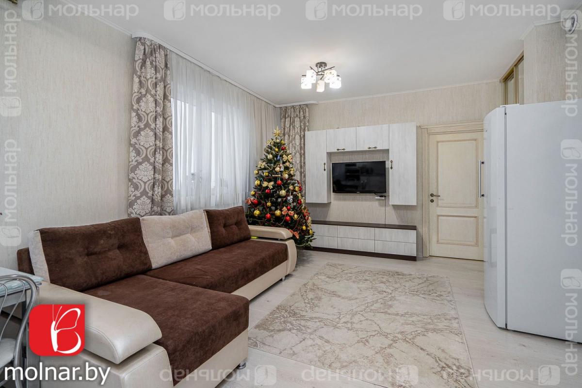 Продам 3-комнатную квартиру в Минске в Фрунзенском р-не, Каменная горка, Казимировская ул., 15