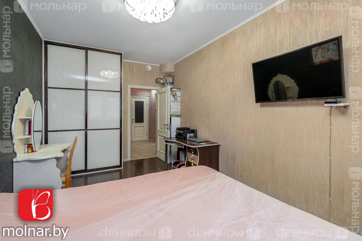 Продам 3-комнатную квартиру в Минске в Фрунзенском р-не, Каменная горка, Казимировская ул., 15