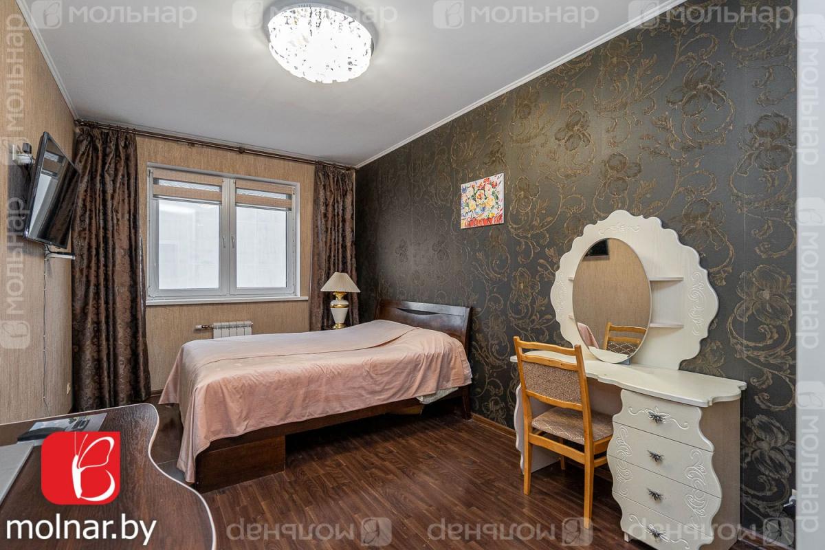 Продам 3-комнатную квартиру в Минске в Фрунзенском р-не, Каменная горка, Казимировская ул., 15