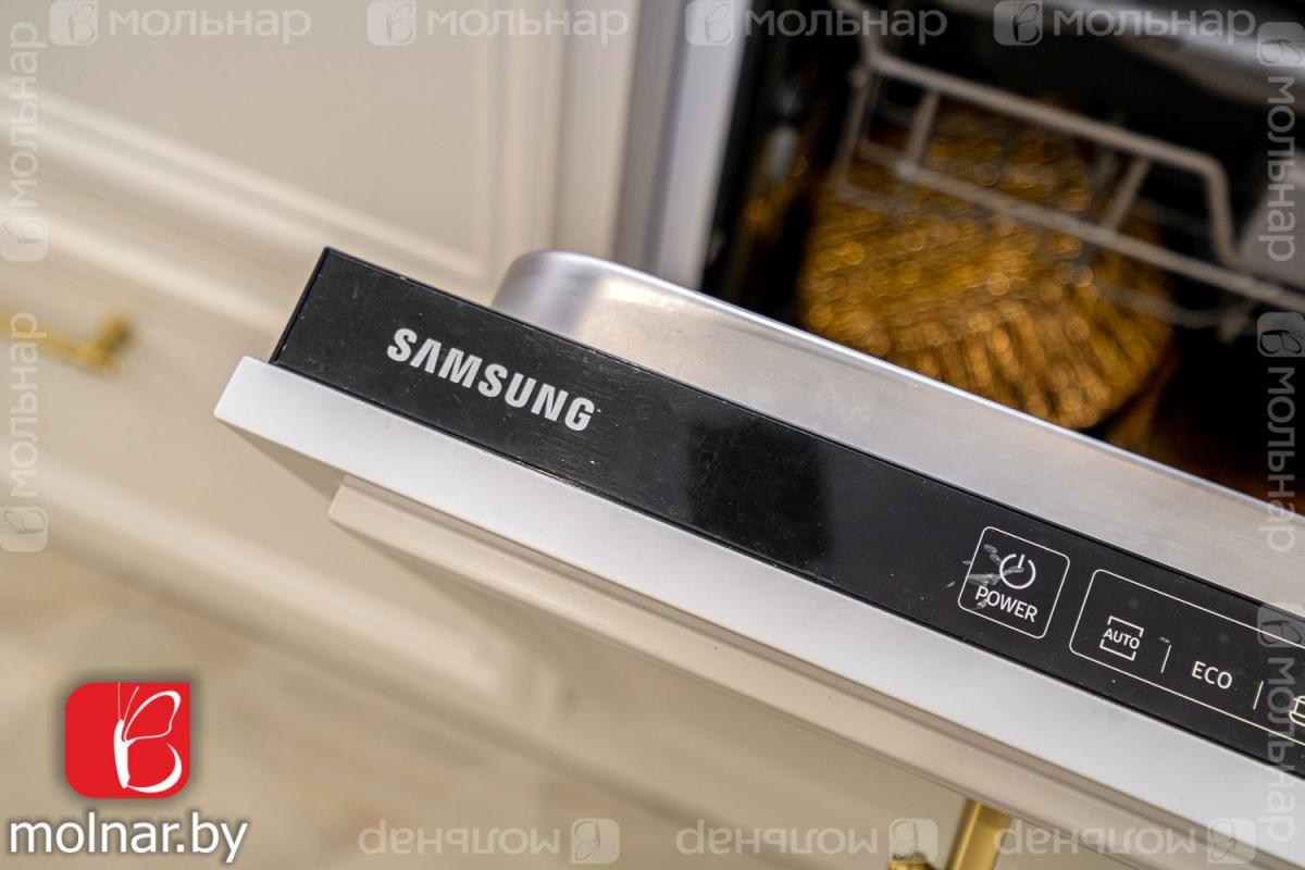 Продам 3-комнатную квартиру в Минске в Октябрьском р-не, Минск-Мир, Белградская ул., 1