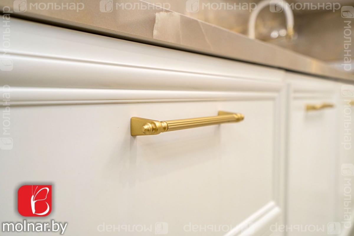 Продам 3-комнатную квартиру в Минске в Октябрьском р-не, Минск-Мир, Белградская ул., 1