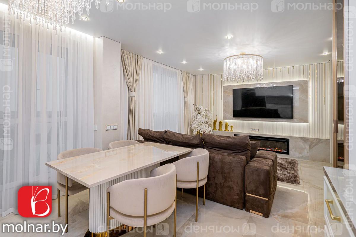 Продам 3-комнатную квартиру в Минске в Октябрьском р-не, Минск-Мир, Белградская ул., 1