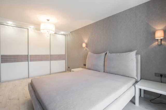 Продам 4-комнатную квартиру в Минске в Центральном р-не, Нововиленская ул., 7Б