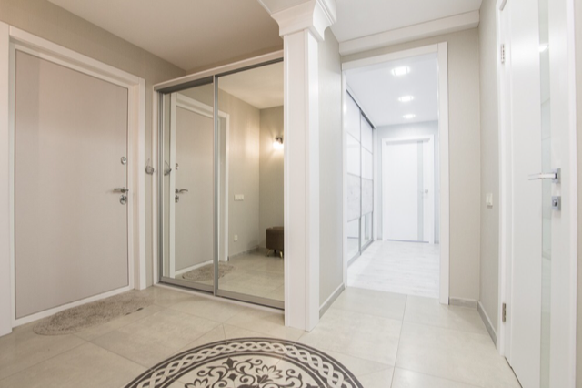 Продам 4-комнатную квартиру в Минске в Центральном р-не, Нововиленская ул., 7Б