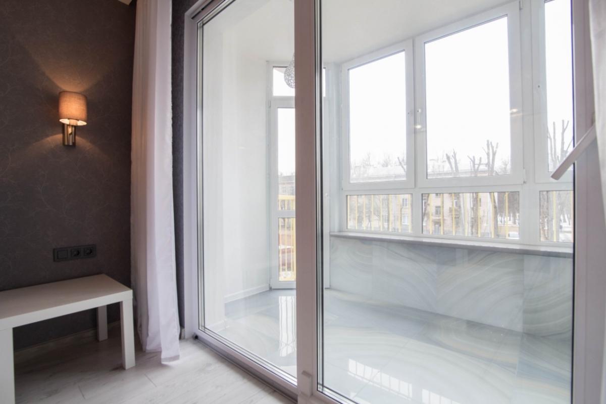 Продам 4-комнатную квартиру в Минске в Центральном р-не, Нововиленская ул., 7Б