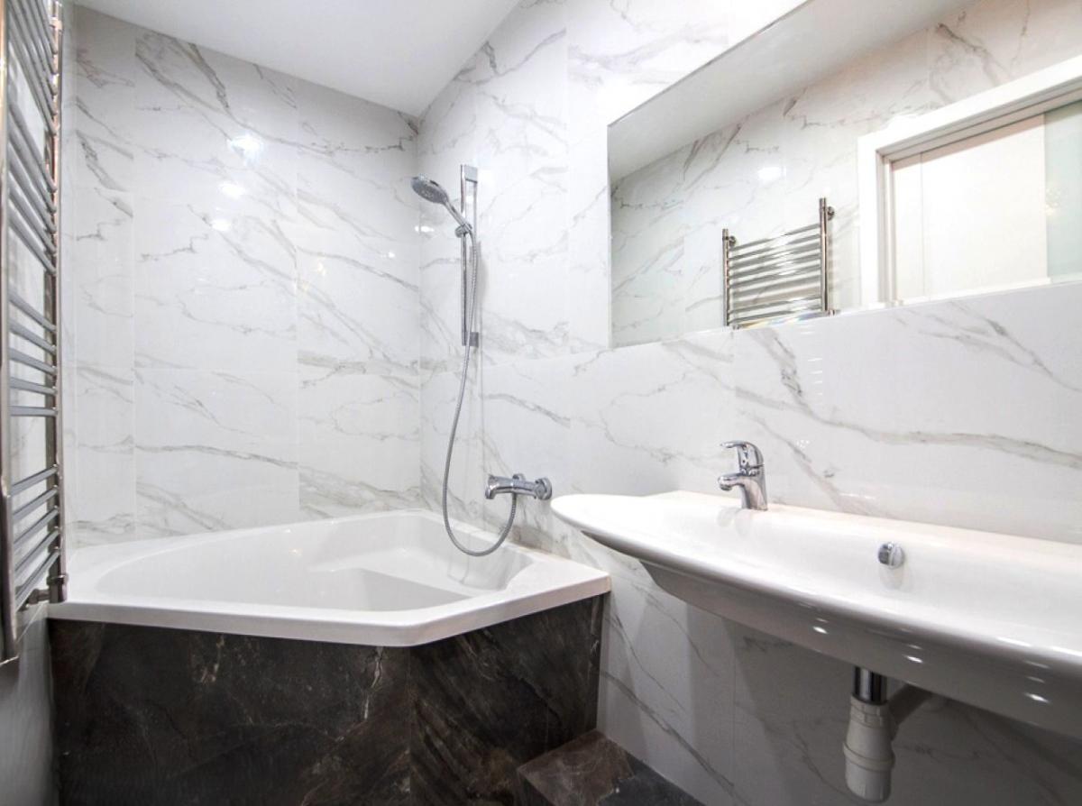 Продам 4-комнатную квартиру в Минске в Центральном р-не, Нововиленская ул., 7Б