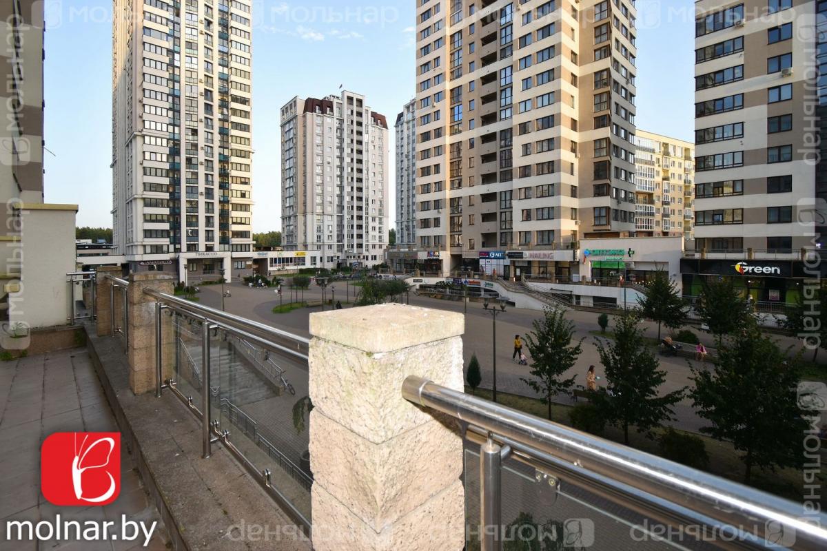 Продам 4-комнатную квартиру в Минске в Первомайском р-не, Туровского ул., 4