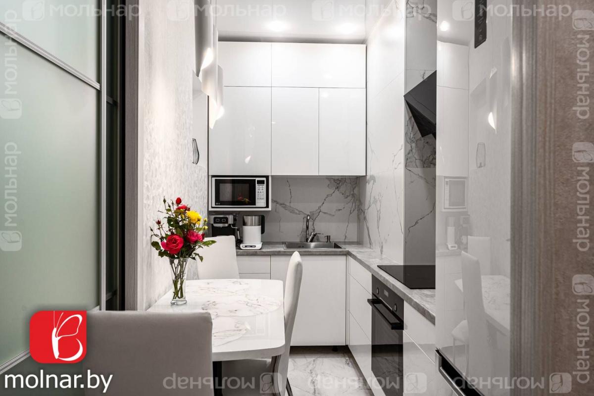 Продам 2-комнатную квартиру в Минске в Октябрьском р-не, Минск-Мир, Белградская ул., 5