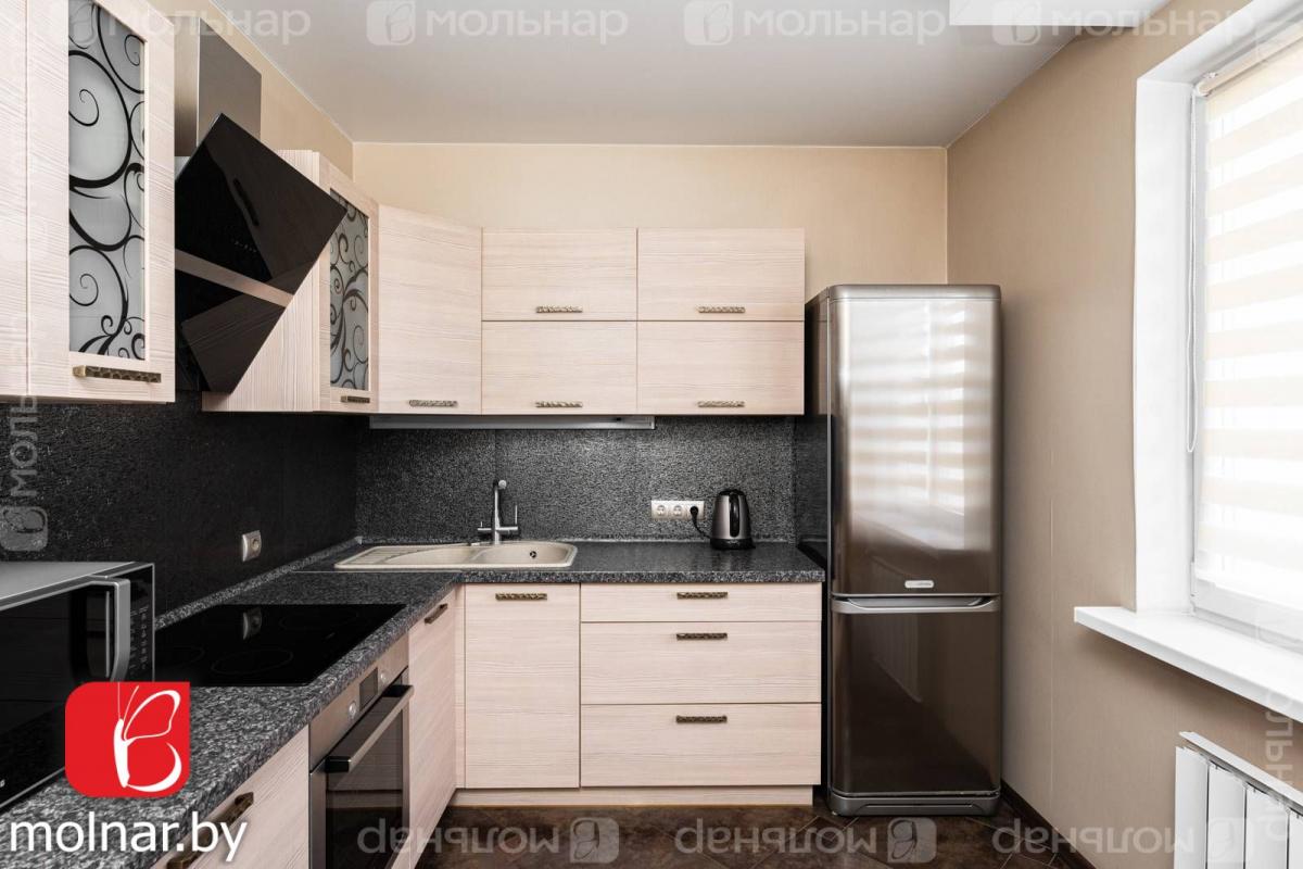 Продам 2-комнатную квартиру в Минске в Фрунзенском р-не, Каменная горка, Каменногорская ул., 32