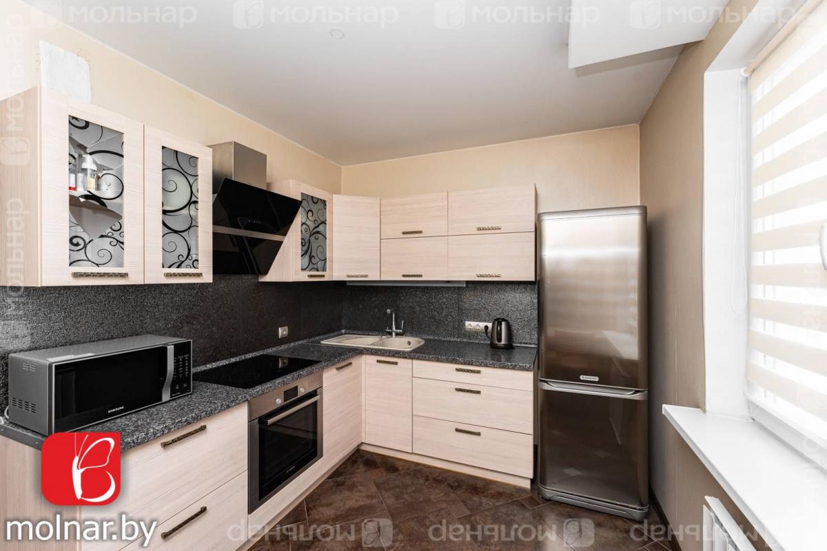 Продам 2-комнатную квартиру в Минске в Фрунзенском р-не, Каменная горка, Каменногорская ул., 32