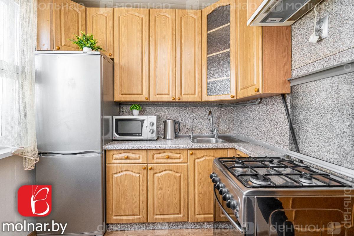 Продам 2-комнатную квартиру в Минске в Октябрьском р-не, Курасовщина, Ландера ул., 32