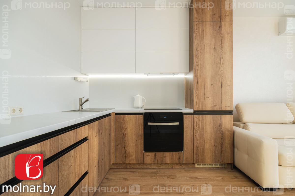 Продам 2-комнатную квартиру в Минске в Октябрьском р-не, Минск-Мир, Белградская ул., 8