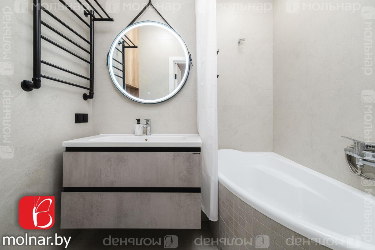 Продам 2-комнатную квартиру в Минске в Октябрьском р-не, Минск-Мир, Белградская ул., 8