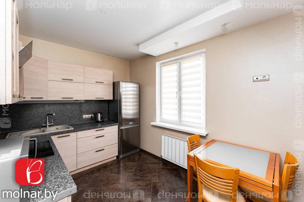 Продам 2-комнатную квартиру в Минске в Фрунзенском р-не, Каменная горка, Каменногорская ул., 32