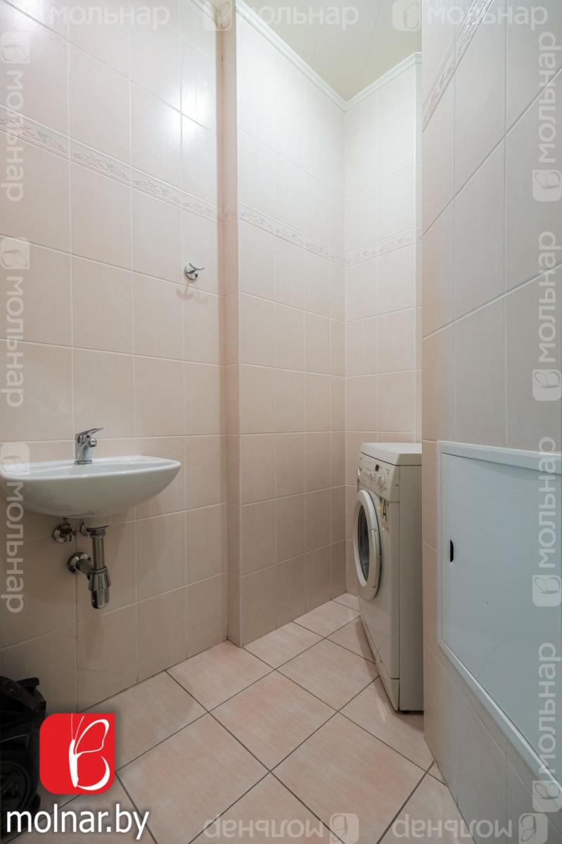 Продам 3-комнатную квартиру в Минске в Центральном р-не, Людамонт, Чехова ул., 3