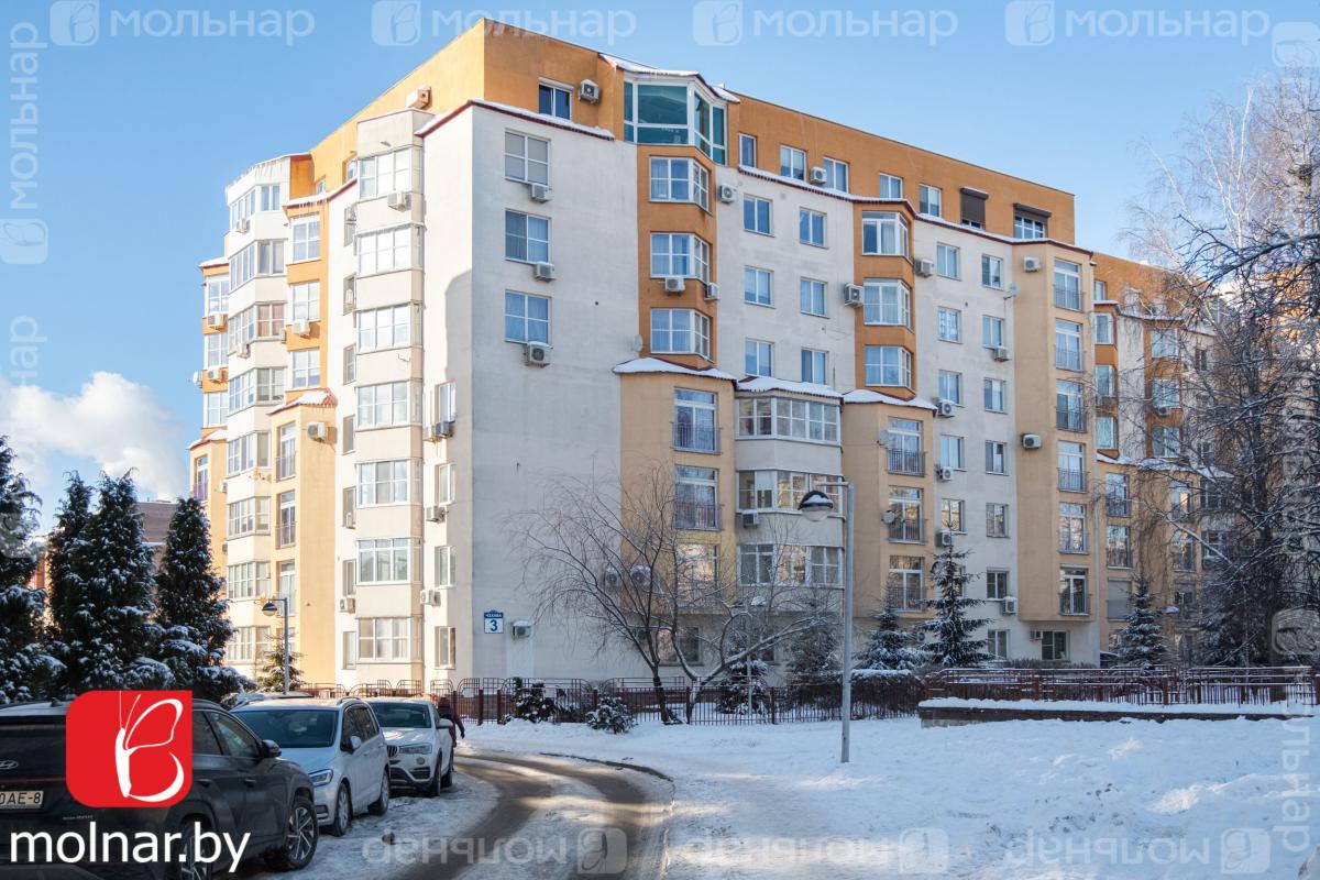 Продам 3-комнатную квартиру в Минске в Центральном р-не, Людамонт, Чехова ул., 3