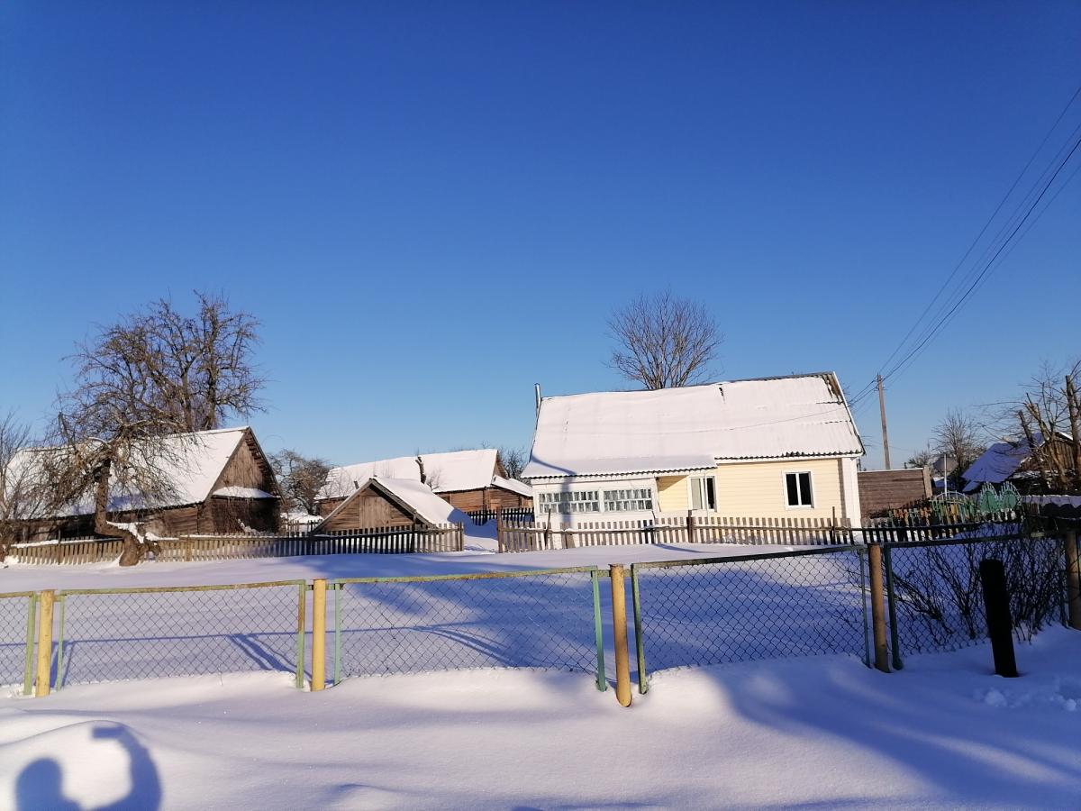 Продам дом в Столбцовском районе в Скоморошках