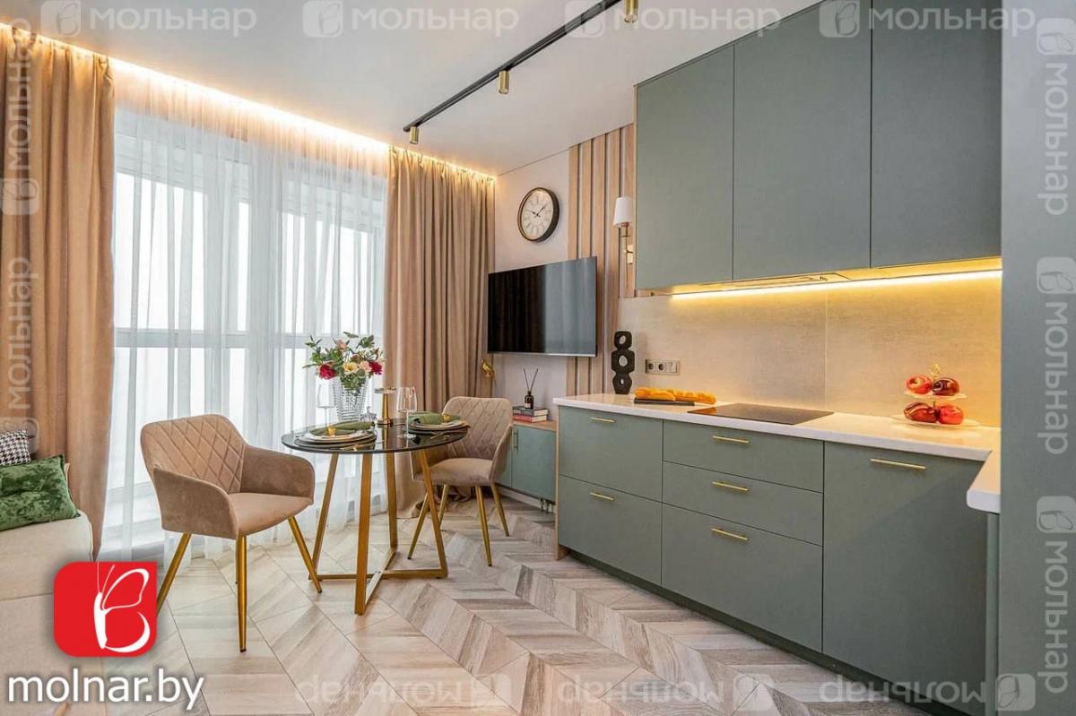 Продам 4-комнатную квартиру в Минске в Октябрьском р-не, 14