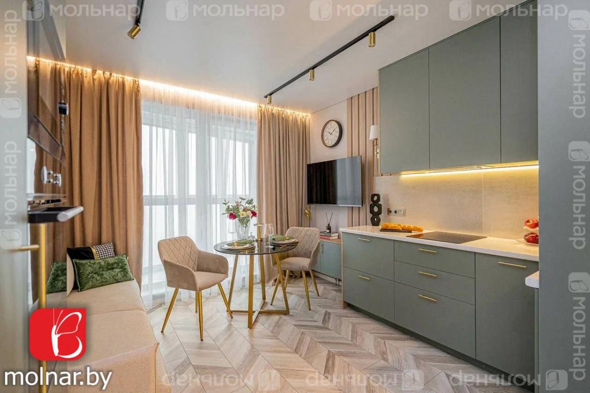 Продам 4-комнатную квартиру в Минске в Октябрьском р-не, 14