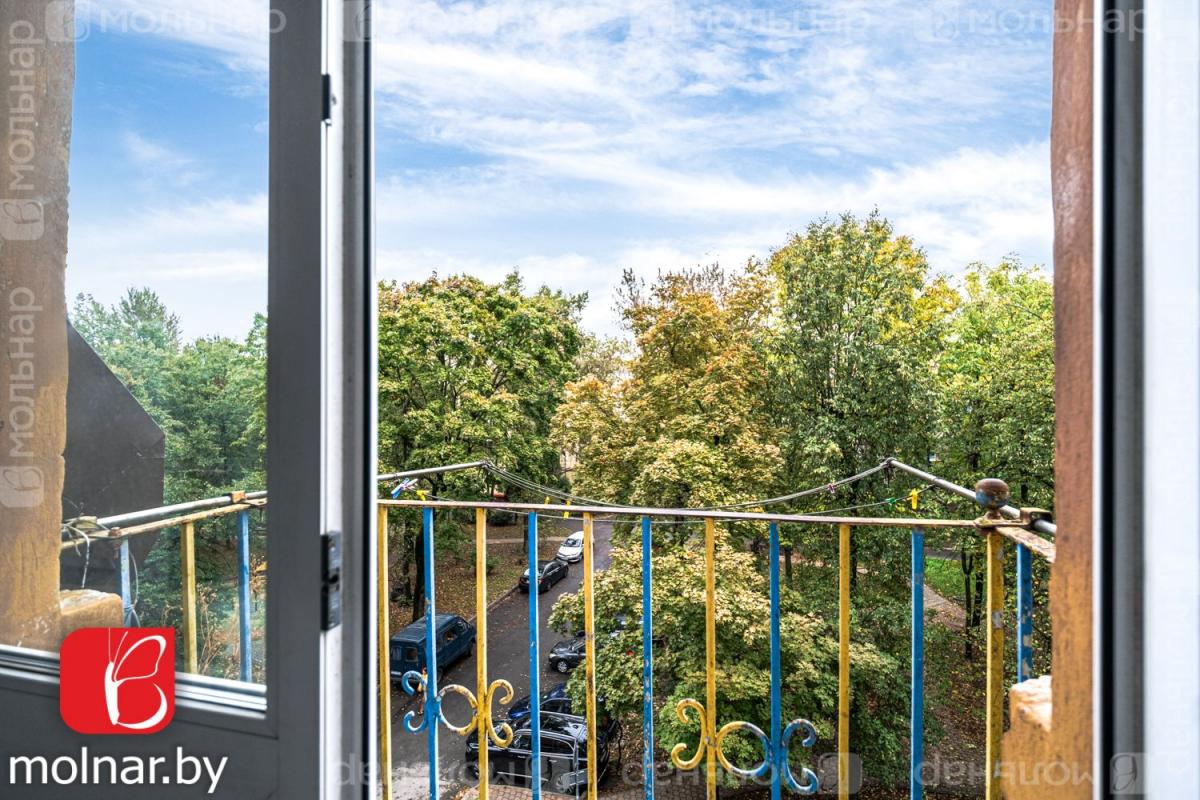 Продам 4-комнатную квартиру в Минске в Советском р-не, 46/0