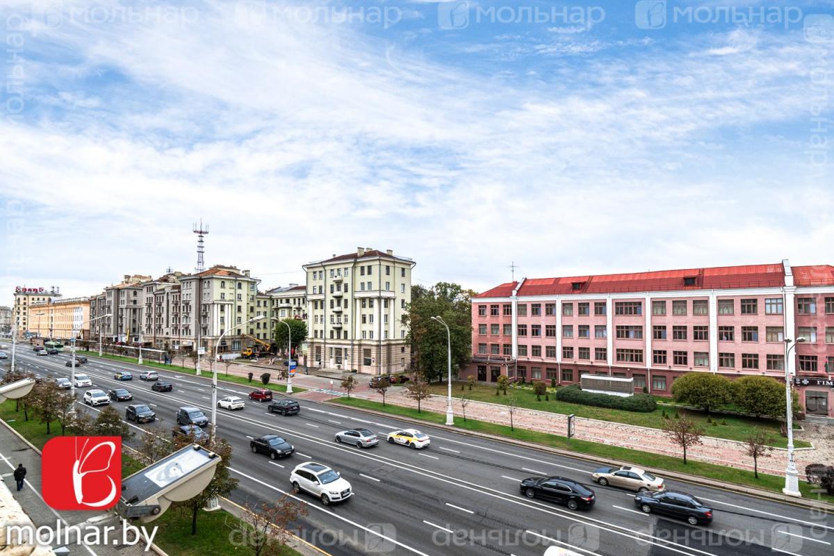 Продам 4-комнатную квартиру в Минске в Советском р-не, 46/0