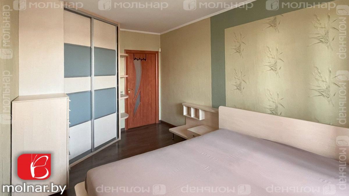 Продам 3-комнатную квартиру в Минске в Московском р-не, Малиновка, Космонавтов ул., 33