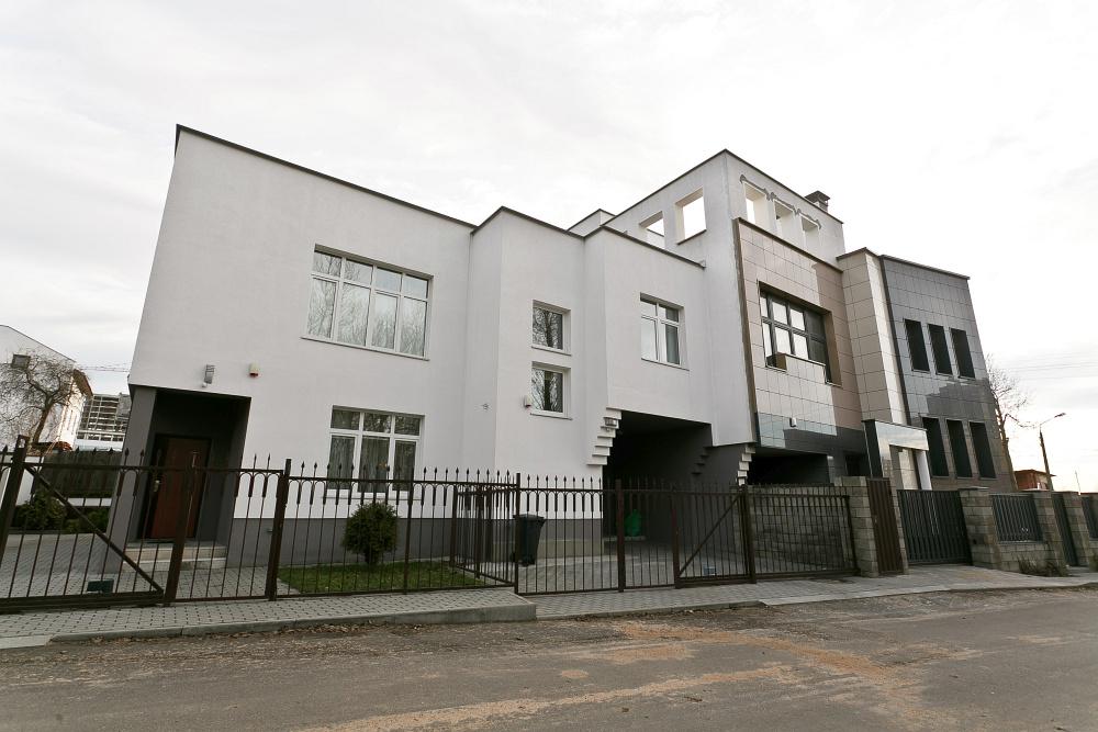 Сдается 4-комнатная квартира в Минске в Советском р-не, Зеленый луг, Тиражная ул., 52