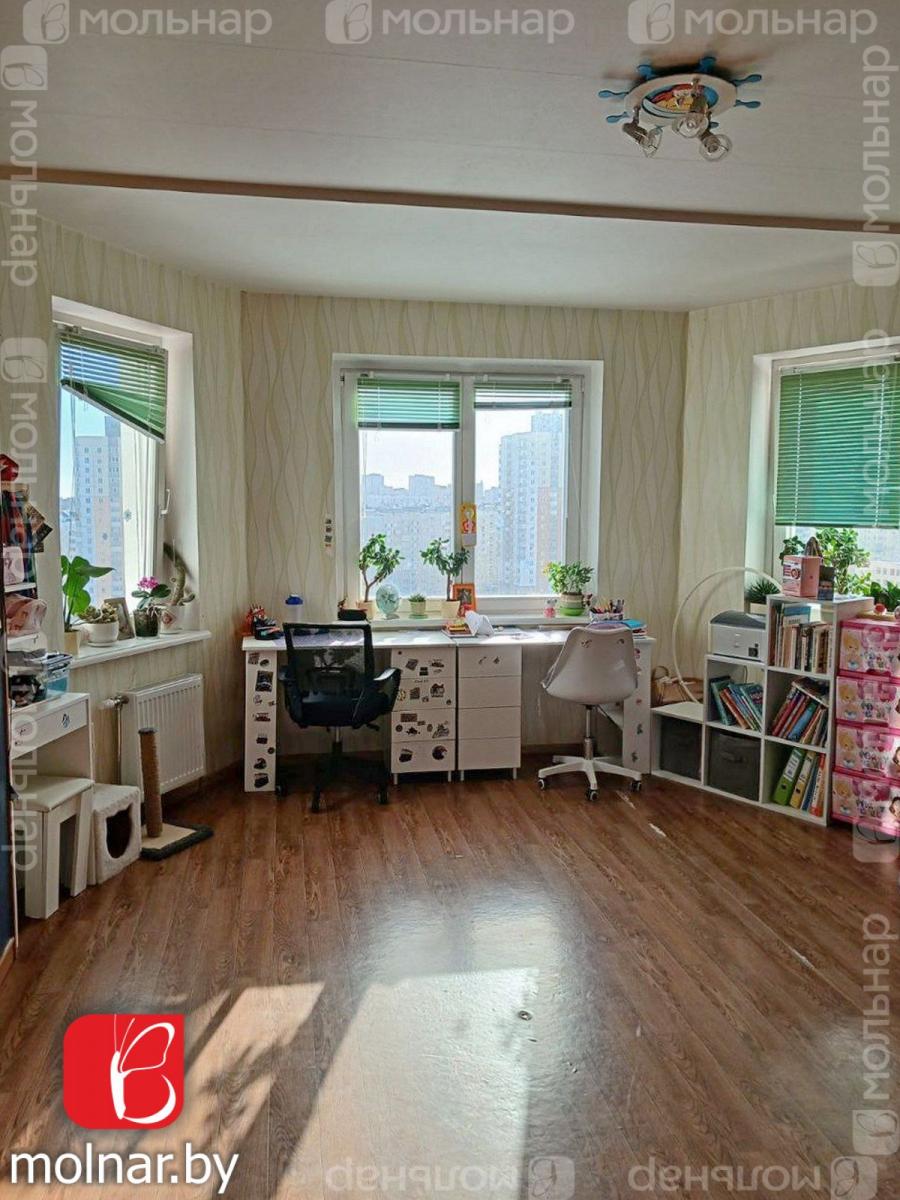 Продам 2-комнатную квартиру в Минске в Фрунзенском р-не, Каменная горка, Налибокская ул., 17