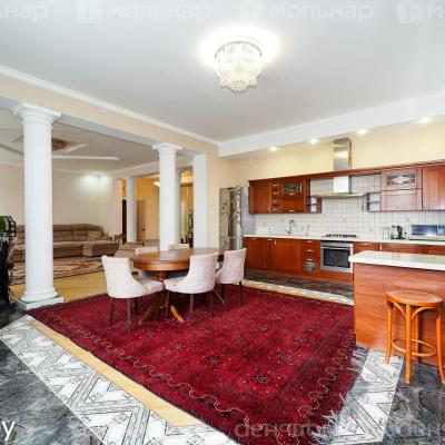 Продам 4-комнатную квартиру  Минск, Никитина ул., 10, Советский р-н