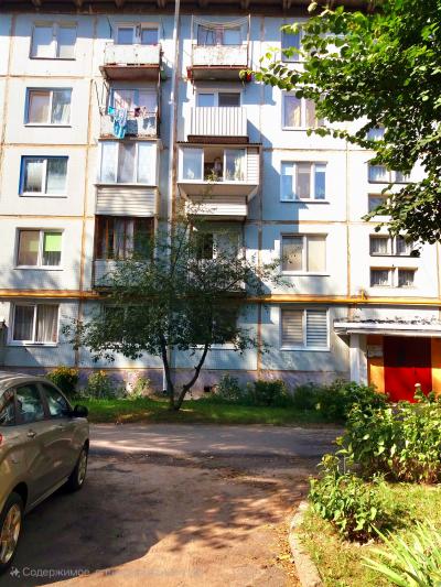 Продам 2-комнатную квартиру  Марьина Горка, Новая Заря ул., 14