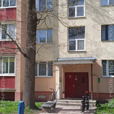 Продам 2-комнатную квартиру  Новолукомль, Набережная ул., 23